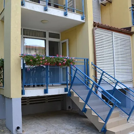 Peevi Elit 1 Sunny Beach